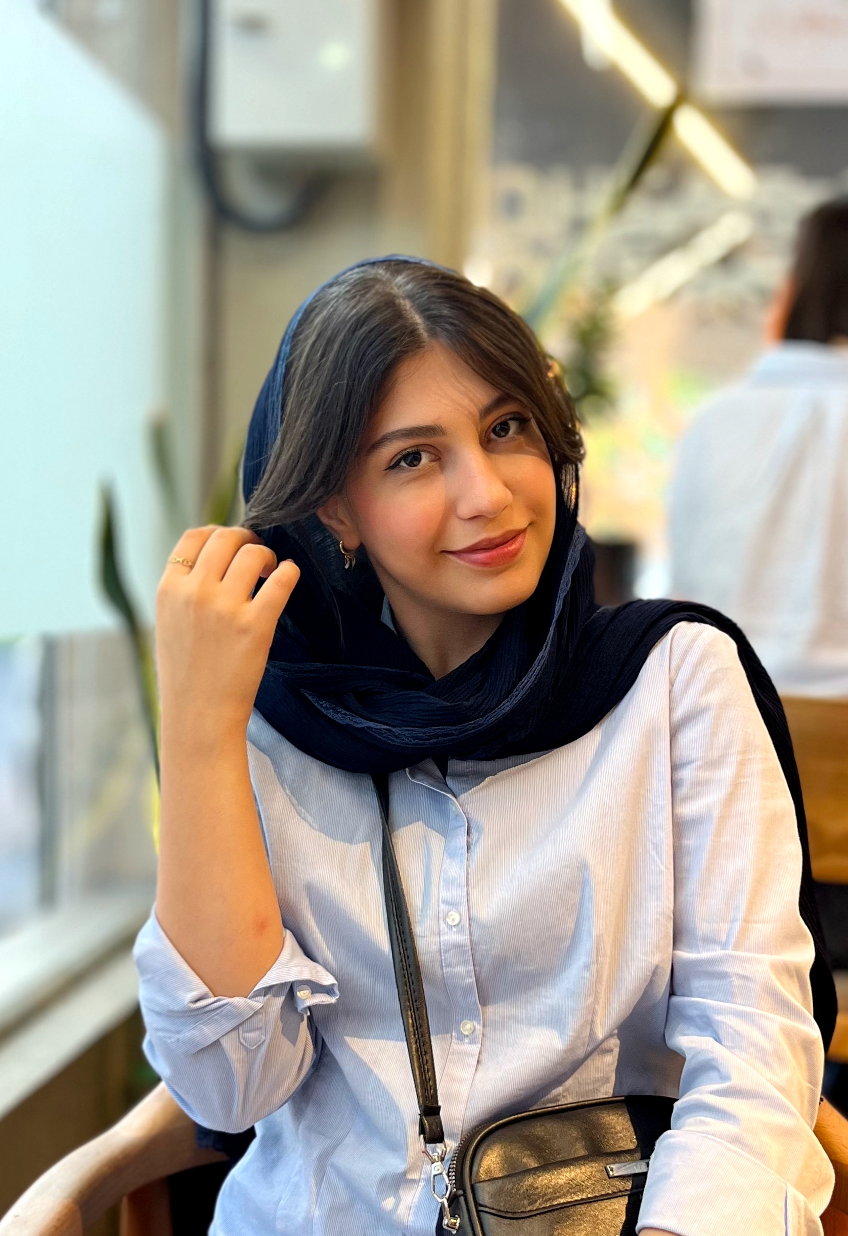 مهدیه رشیدی